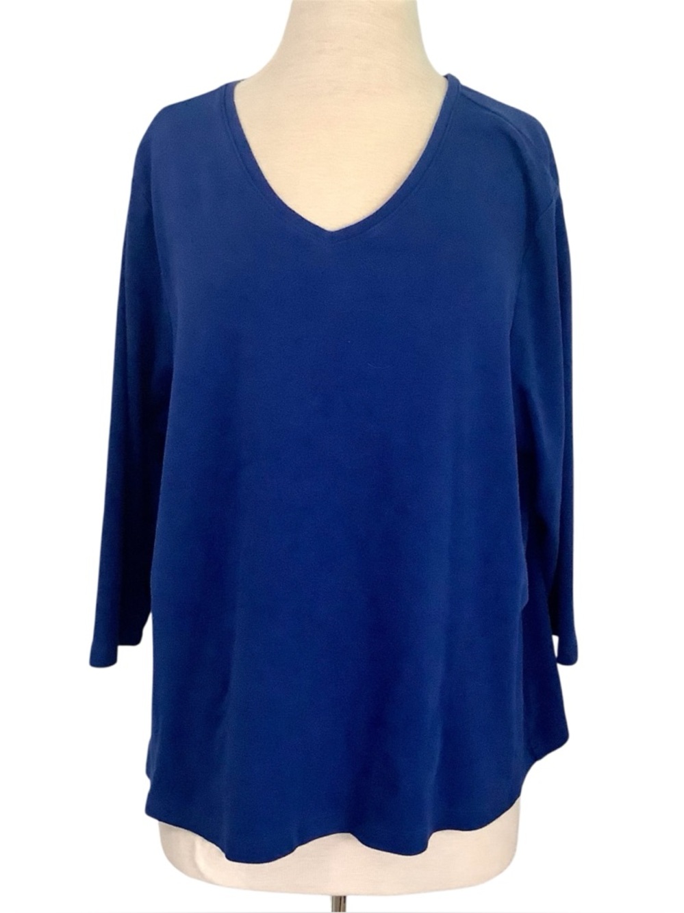 L.L. Bean Women's Navy V-Neck Long Sleeve Top